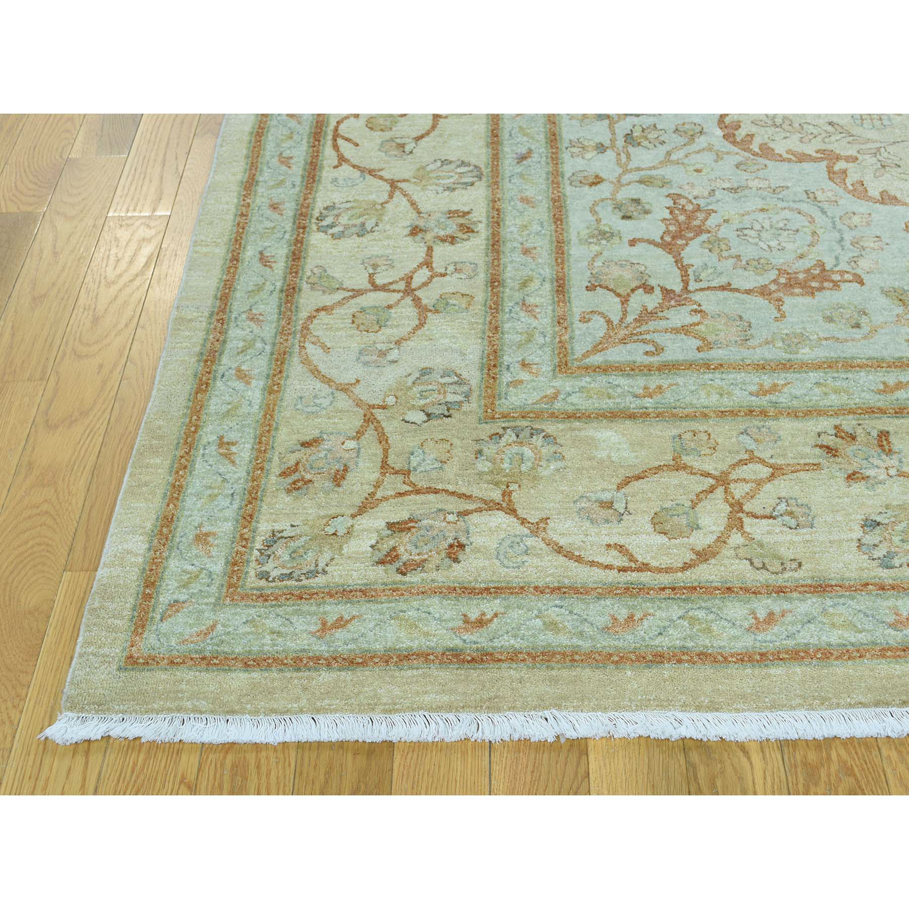 GALLERY OF ORIENTAL RUGS